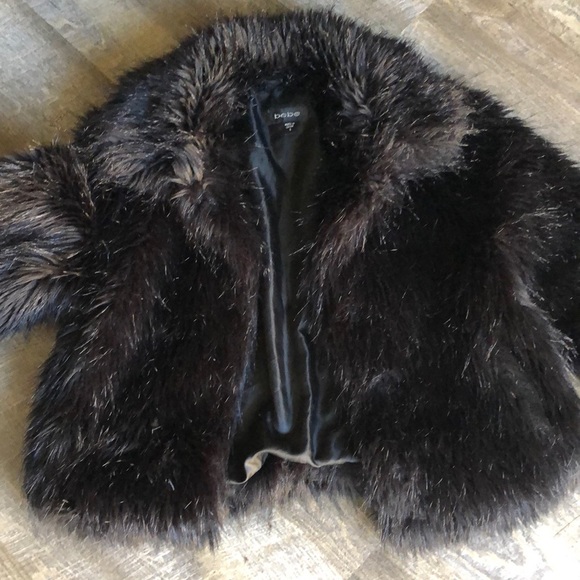 bebe faux fur  crop jacket - Picture 7 of 11